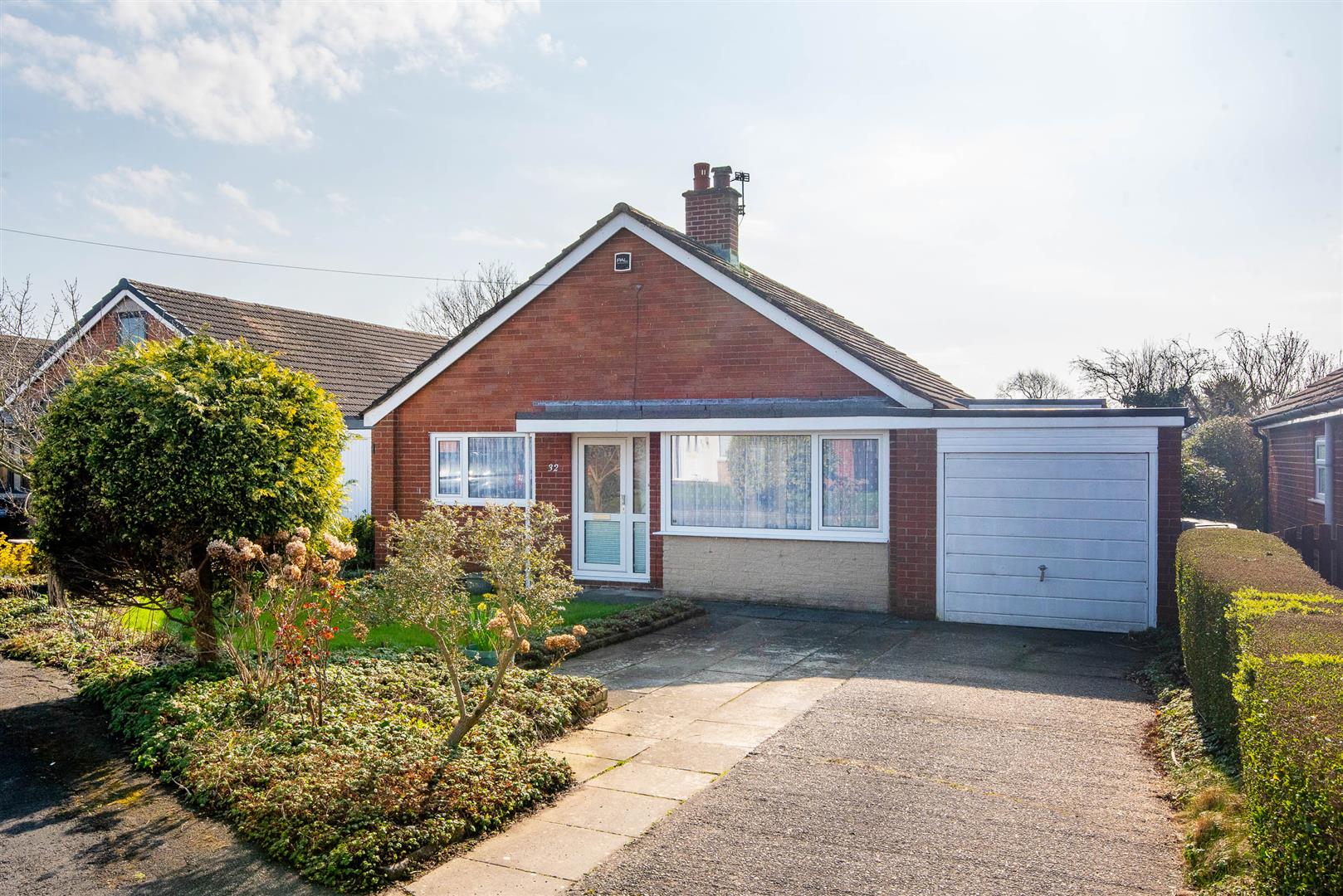 3 bed property in Crossfield, Preston